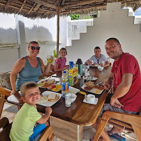 64 Zenj House Luxury Airport B&B Mbweni Экстерьер фото