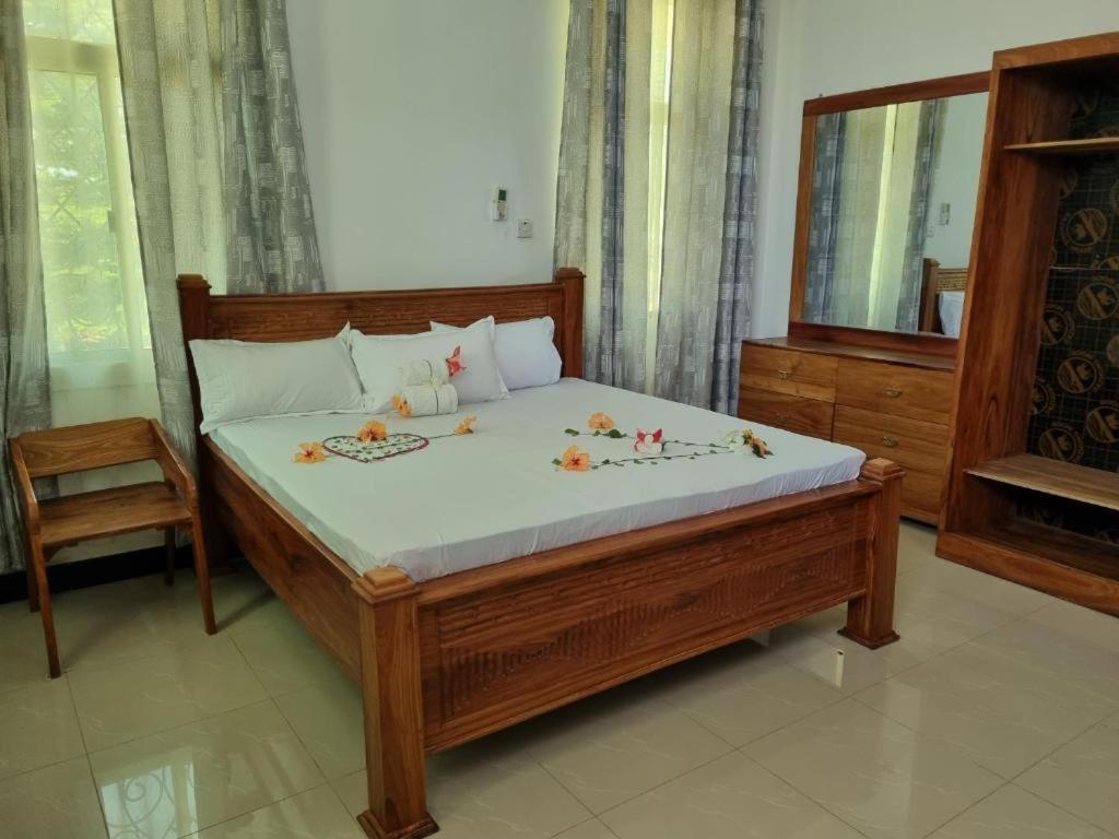 64 Zenj House Luxury Airport B&B Mbweni Экстерьер фото